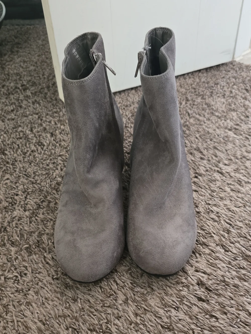 NWOT Women's Gray Suede Ankle Boots - Classic Block Heel